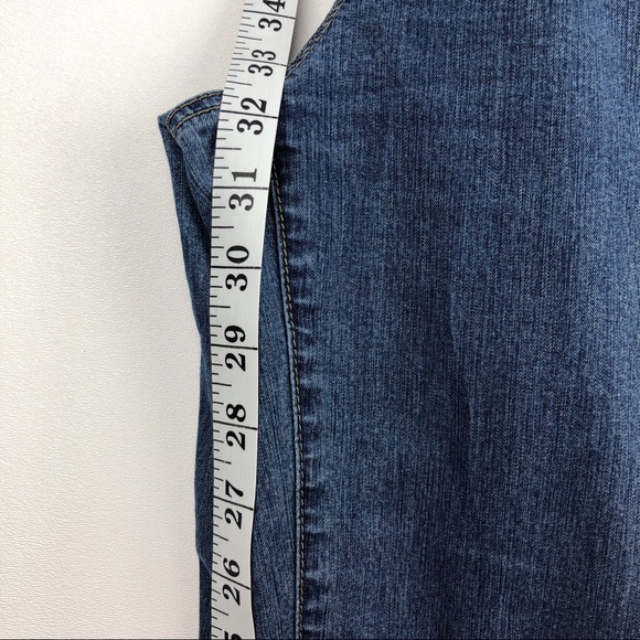 CAbi Jeans Size 6 Bootcut Meduim Wash - Picture 4 of 7